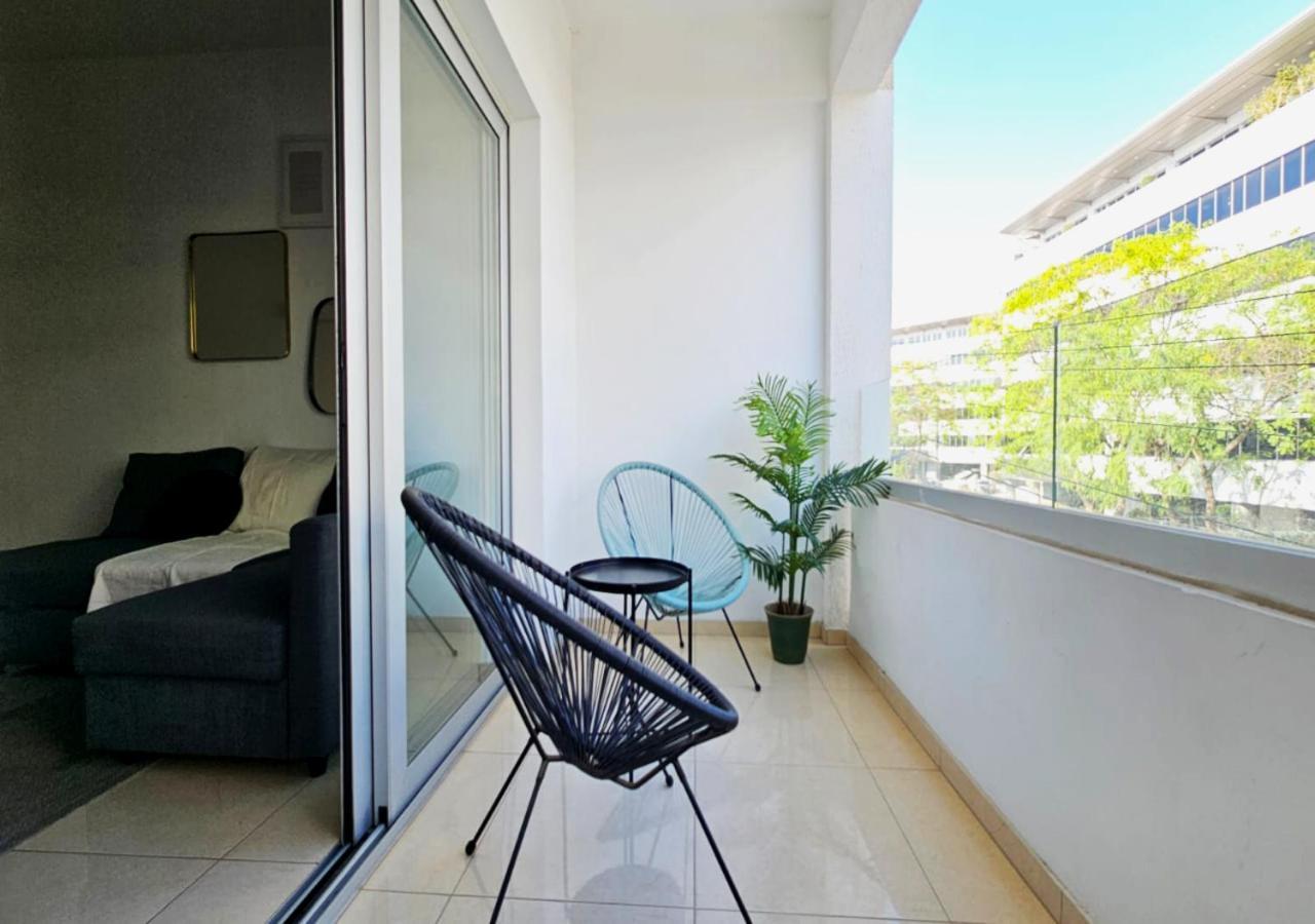 Phaedrus Living: City Centre Luxury Flat Esperidon 201 尼科西亚 外观 照片