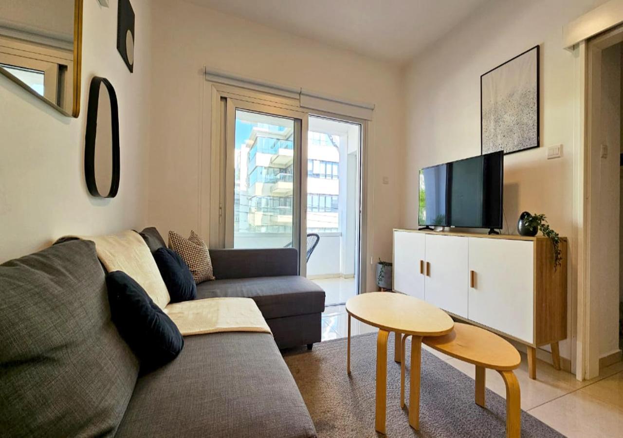 Phaedrus Living: City Centre Luxury Flat Esperidon 201 尼科西亚 外观 照片