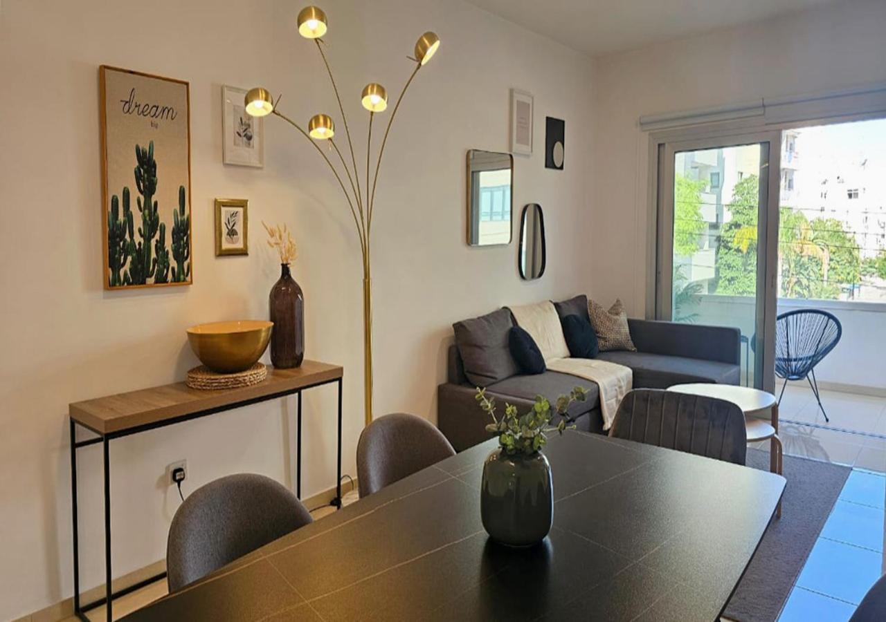 Phaedrus Living: City Centre Luxury Flat Esperidon 201 尼科西亚 外观 照片