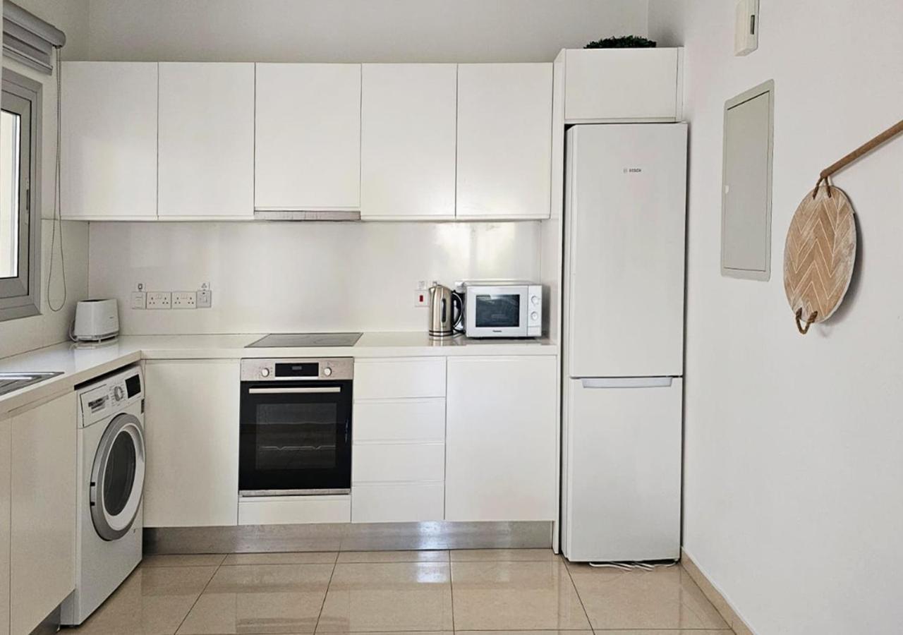 Phaedrus Living: City Centre Luxury Flat Esperidon 201 尼科西亚 外观 照片